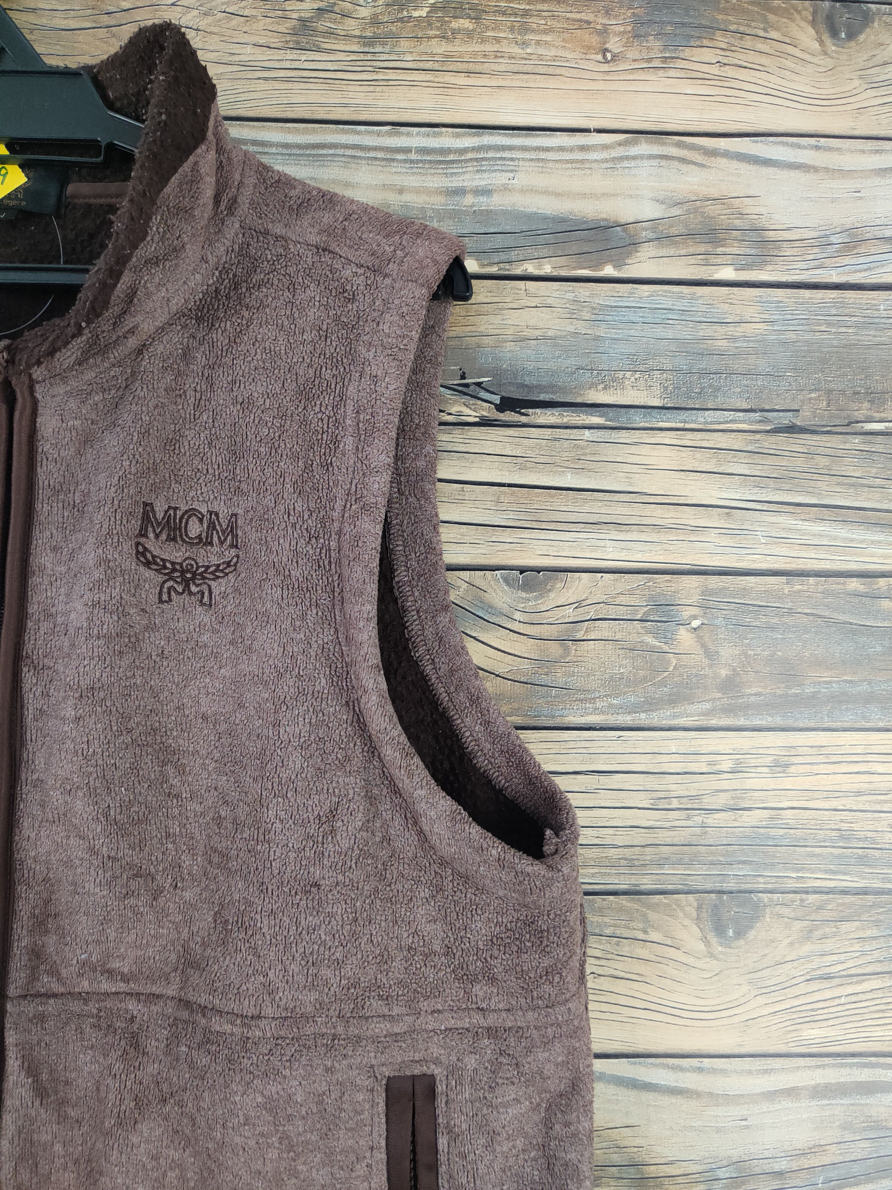 MCM MCM Brown Knitwear Wool Vests #W2179 Size US M / EU 48-50 / 2 - 7 Thumbnail