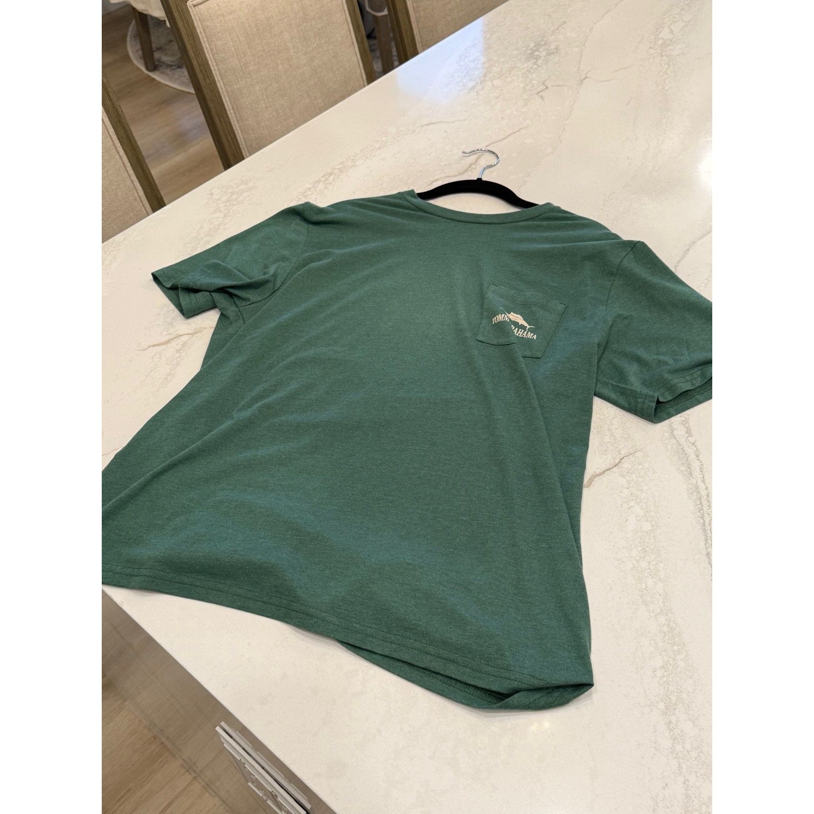 Tommy Bahama NEW TOMMY BAHAMA T-Shirt Between The Ryes Mens Medium Green Size US M / EU 48-50 / 2 - 4 Thumbnail