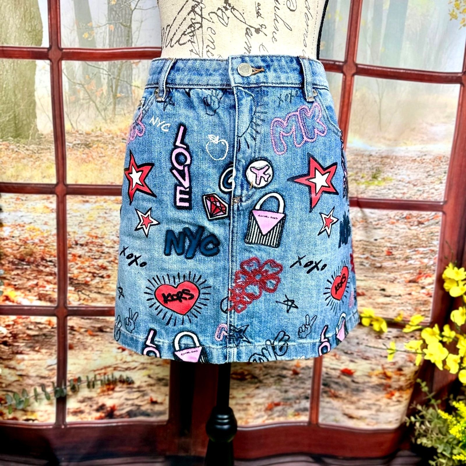 Michael Kors Michael Kors NYC Pop Art Denim Skirt Light blue wash size 8 Size 29" - 3 Thumbnail