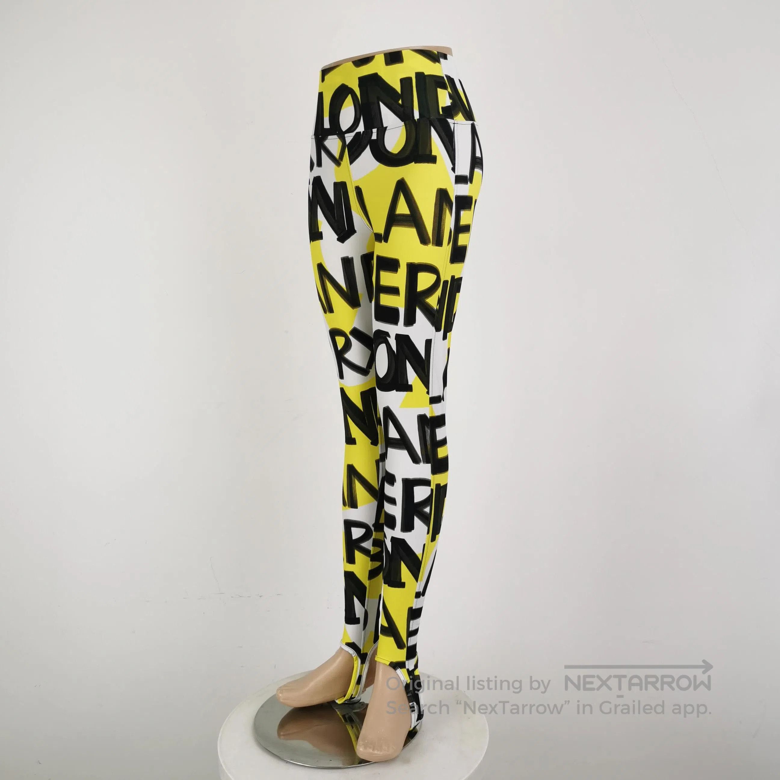 Burberry Burberry Colorful Logo Leggings in XS Size . Size US 26 / EU 42 - 2 Thumbnail