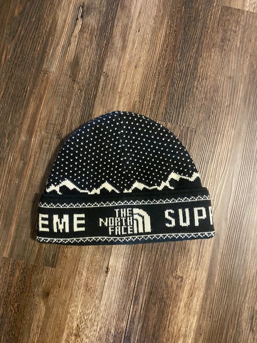 Supreme north best sale face fold beanie