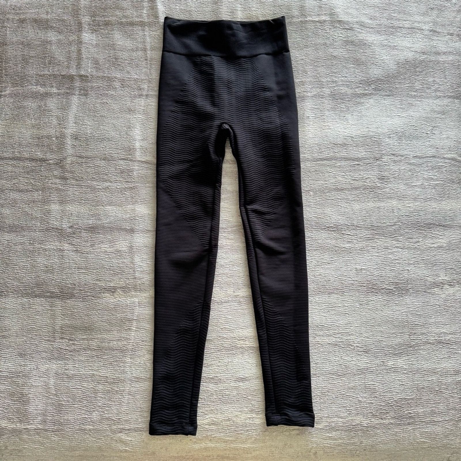 Wolford NWT! Wolford High Waisted Leggings, The Wellness Leggings XS Size 25" / US 0 / IT 36 - 2 Thumbnail