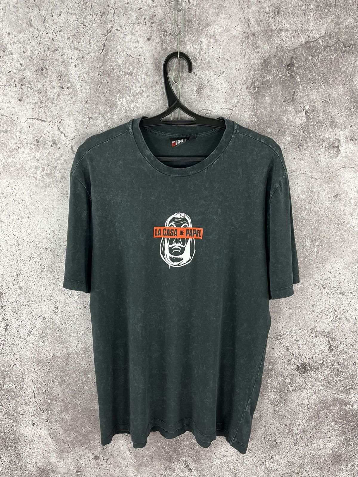 Other La Casa de Papel (Money Heist) T-Shirt Netflix Size L Size US L / EU 52-54 / 3 - 1 Thumbnail
