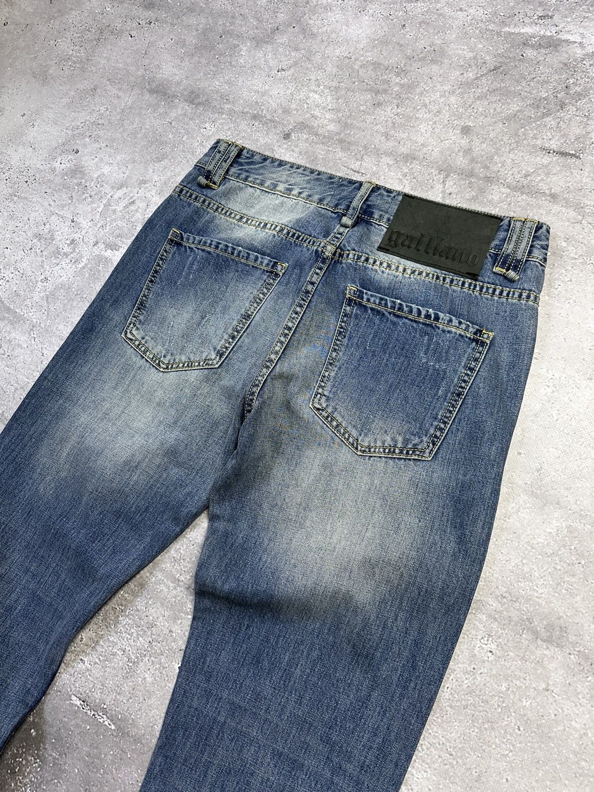 John Galliano × Vintage Vintage Galliano Distressed Blue Jeans Pants Size US 33 - 9 Thumbnail