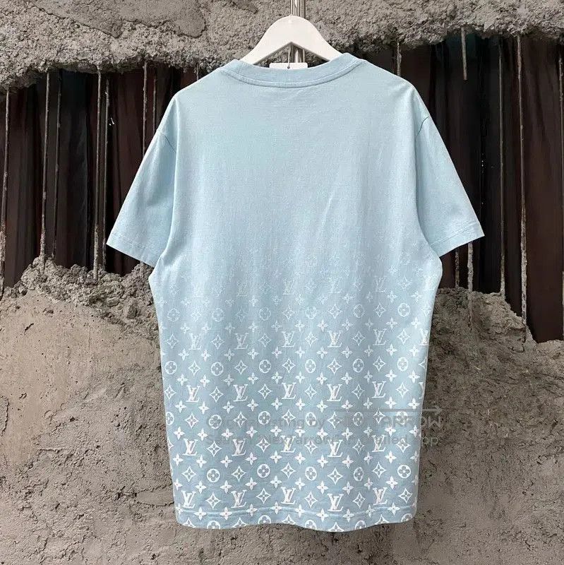Louis Vuitton Louis Vuitton Summer Blue Cotton T. Size US S / EU 44-46 / 1 - 2 Thumbnail