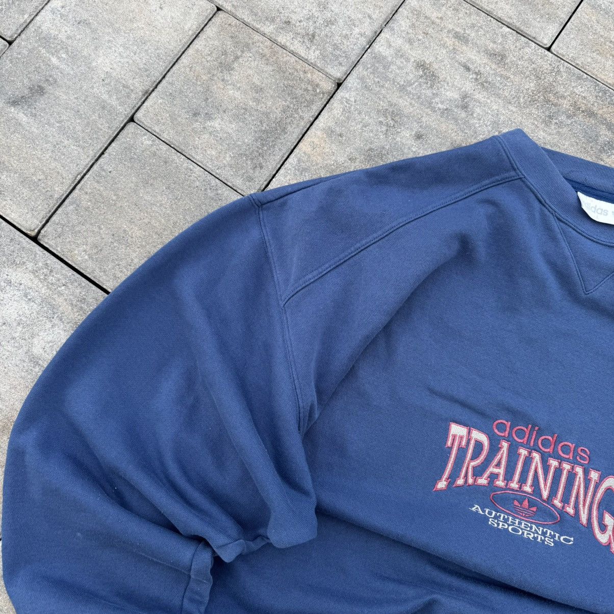 Adidas Adidas Crewneck Training 90’s Vintage Boxy Center Logo Y2K Size US XL / EU 56 / 4 - 6 Thumbnail