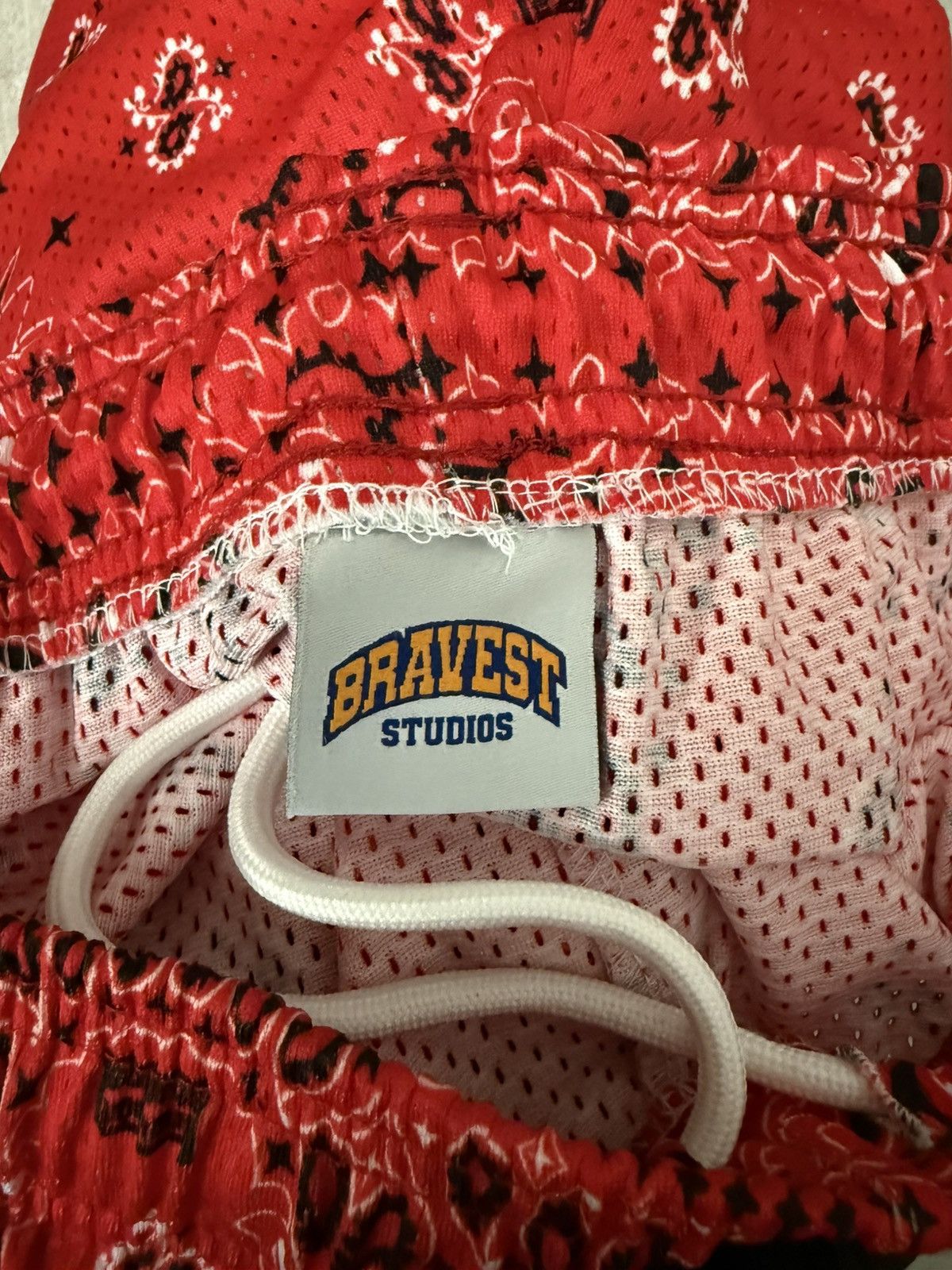 Bravest Studios Bravest Studios Red Paisley Mesh Shorts Size US 38 / EU 54 - 3 Thumbnail