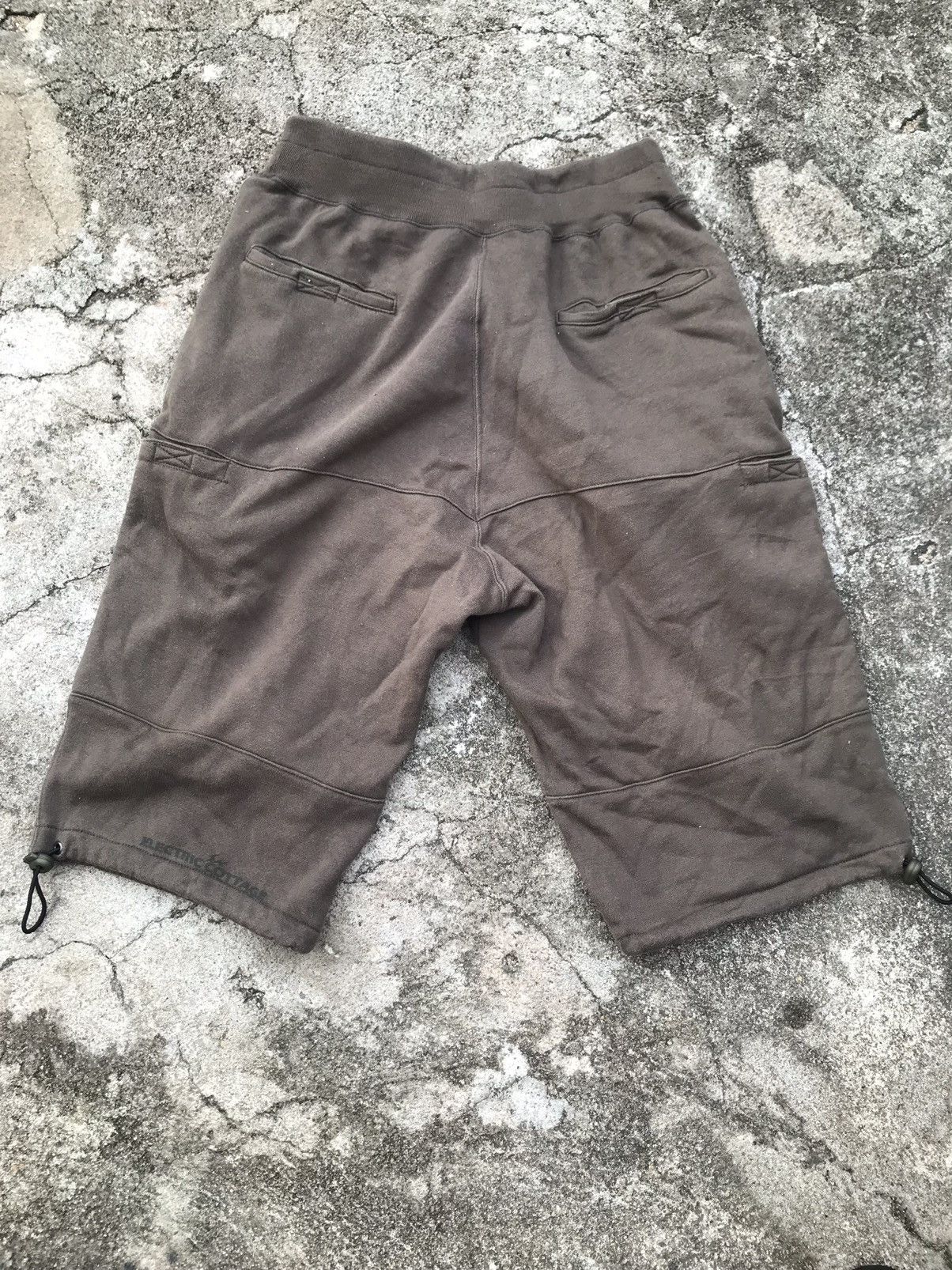 GOODENOUGH Gdeh 2001 Short Waist 30 inch to 32 inch Size US 32 / EU 48 - 2 Thumbnail