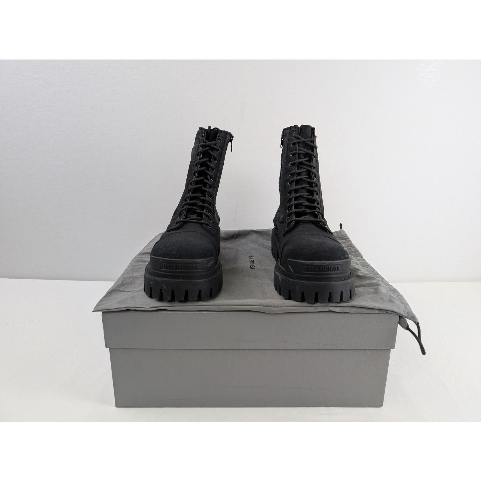 Balenciaga o1rshd1 Nylon Canvas/Used Effect New Combat Strike Boots Size US 12 / EU 45 - 16 Thumbnail