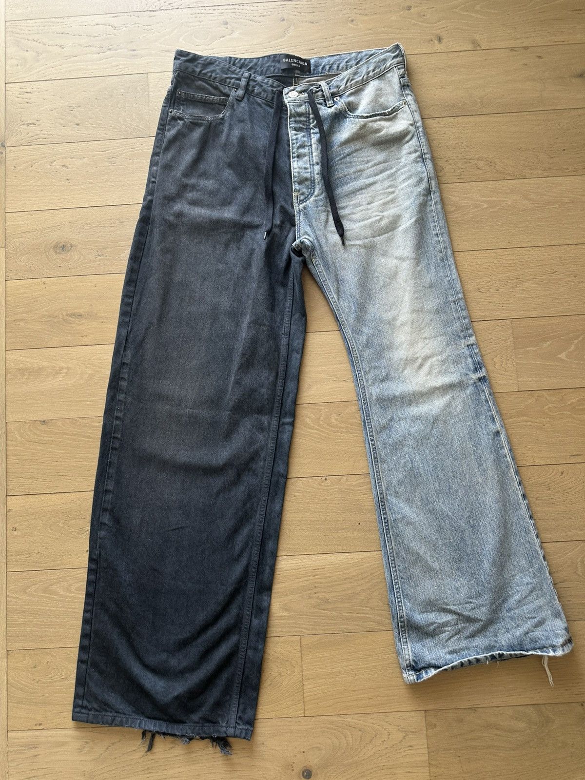Balenciaga BALENCIAGA FIFTY-FIFTY (50/50) CARGO PANTS Size US 32 / EU 48 - 1 Thumbnail