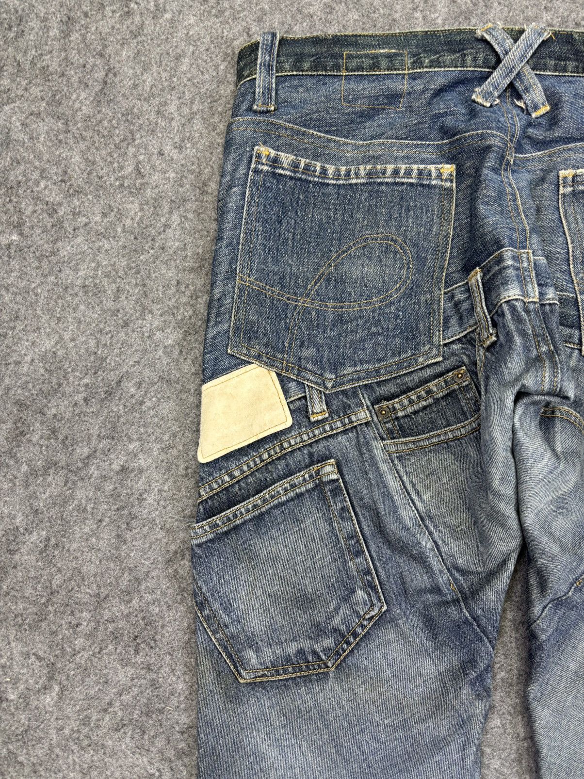 20471120 Archival AW2000 20471120 PAPER RECYCLED DENIM F773 Size US 32 / EU 48 - 18 Thumbnail