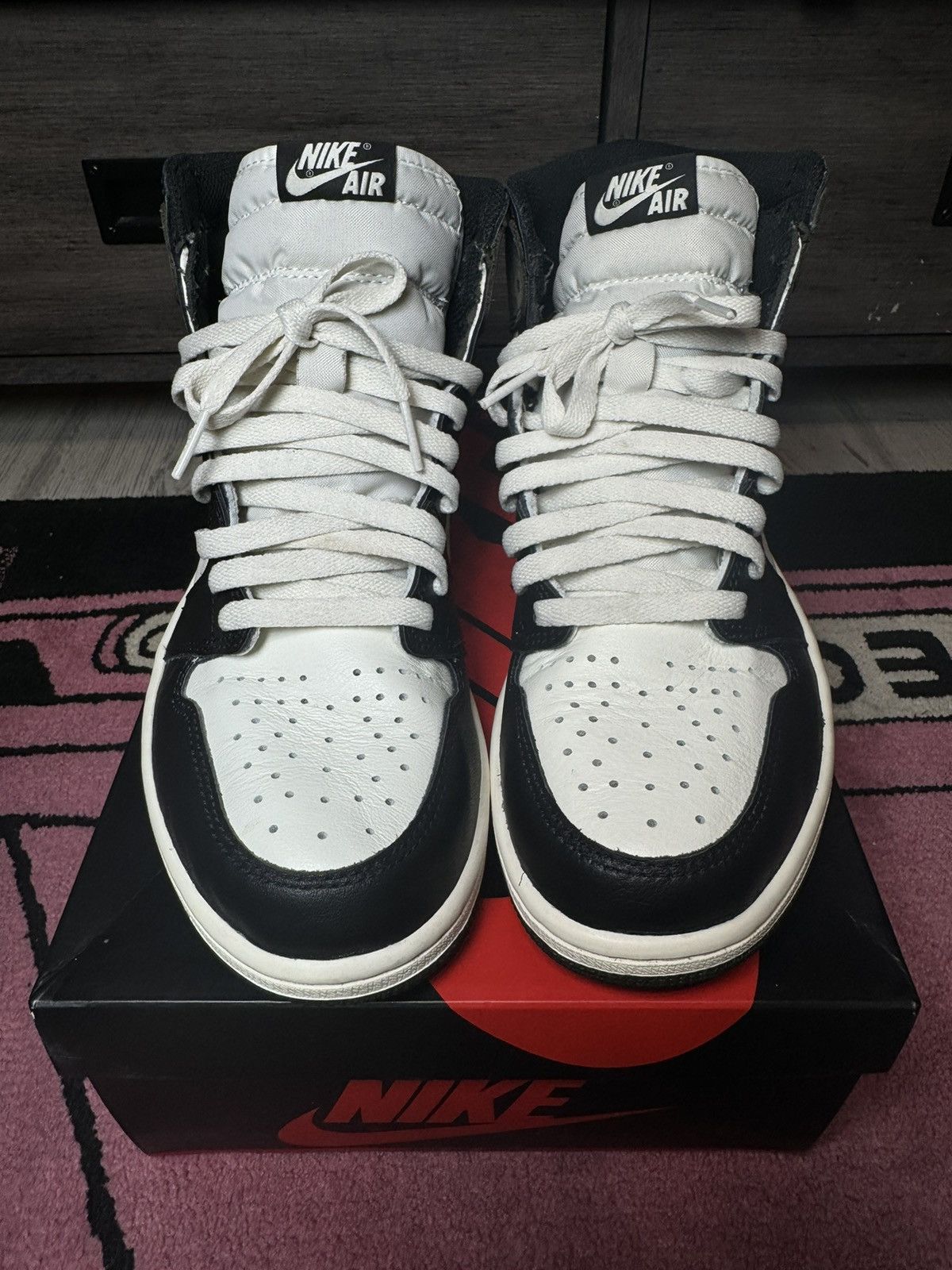 Jordan Brand × Nike Jordan 1 Mocha Size US 8.5 / EU 41-42 - 4 Thumbnail