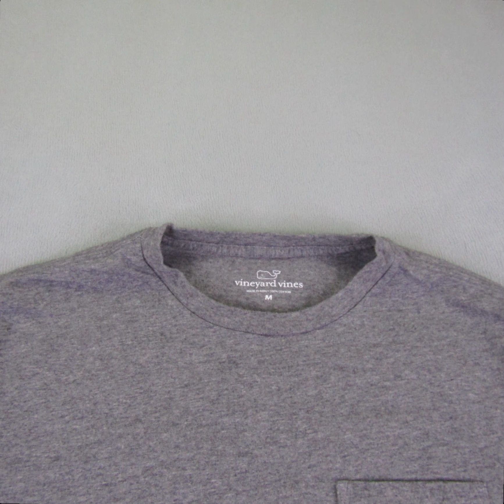 Vineyard Vines VINEYARD VINES Shirt Mens M Gray Pocket Whale Hockey Spell Out Preppy Tee Size US M / EU 48-50 / 2 - 2 Thumbnail