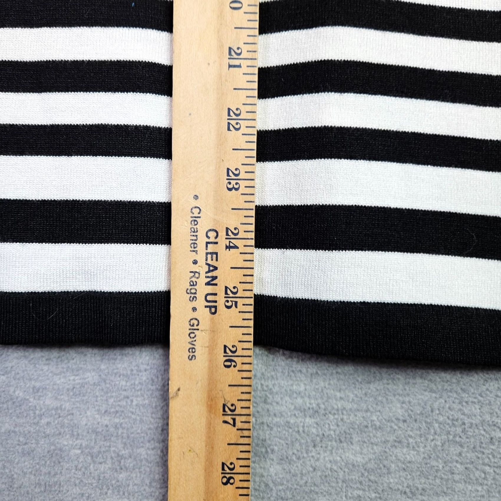 Vintage Karen Scott Women’s Sweater Top Size Large Black White Pink Gold Button Striped Casual Size L / US 10 / IT 46 - 6 Thumbnail