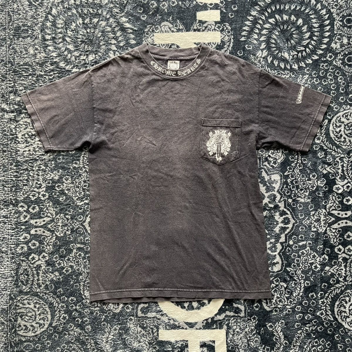 Chrome Hearts Chrome Hearts Vintage Neck Logo Dagger Pocket T-Shirt Size US M / EU 48-50 / 2 - 1 Thumbnail
