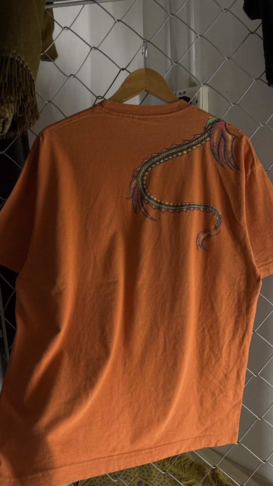 Guess Vintage Guess USA Dragon Print Wrap Around Tee Made In USA Size US L / EU 52-54 / 3 - 5 Thumbnail