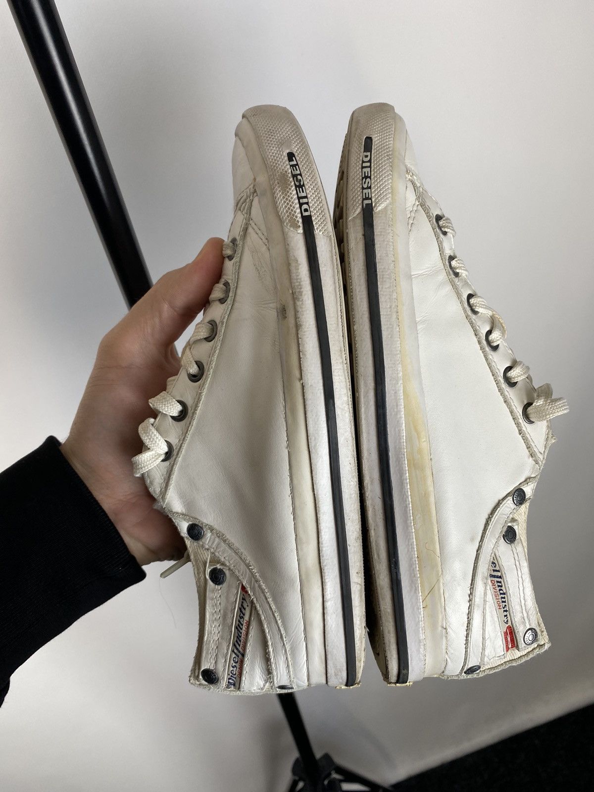 Diesel × Vintage 🔥Diesel Avant Garde White Leather Punk Sneakers 9/40 size Size US 9 / EU 42 - 8 Thumbnail