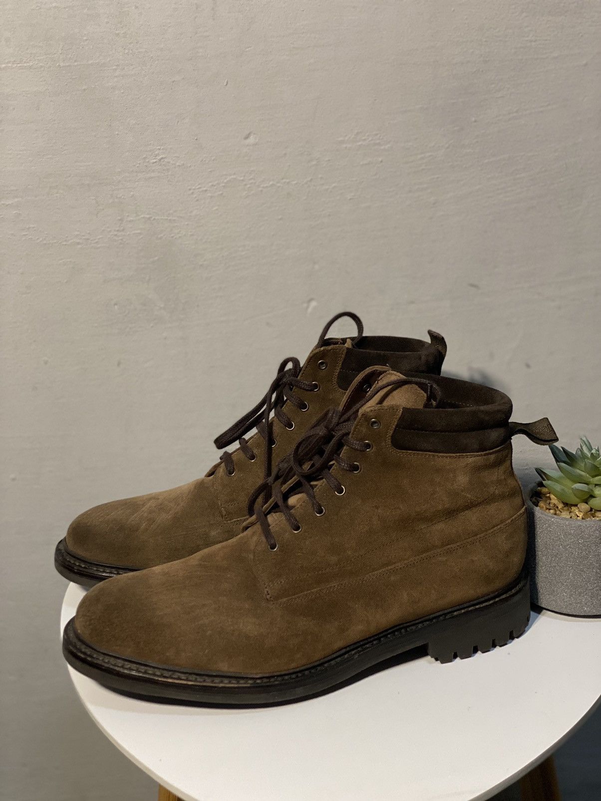 Loake Loake 1880 Kirkby suede brown Boots size UK 8,5 made England Size US 9.5 / EU 42-43 - 1 Thumbnail