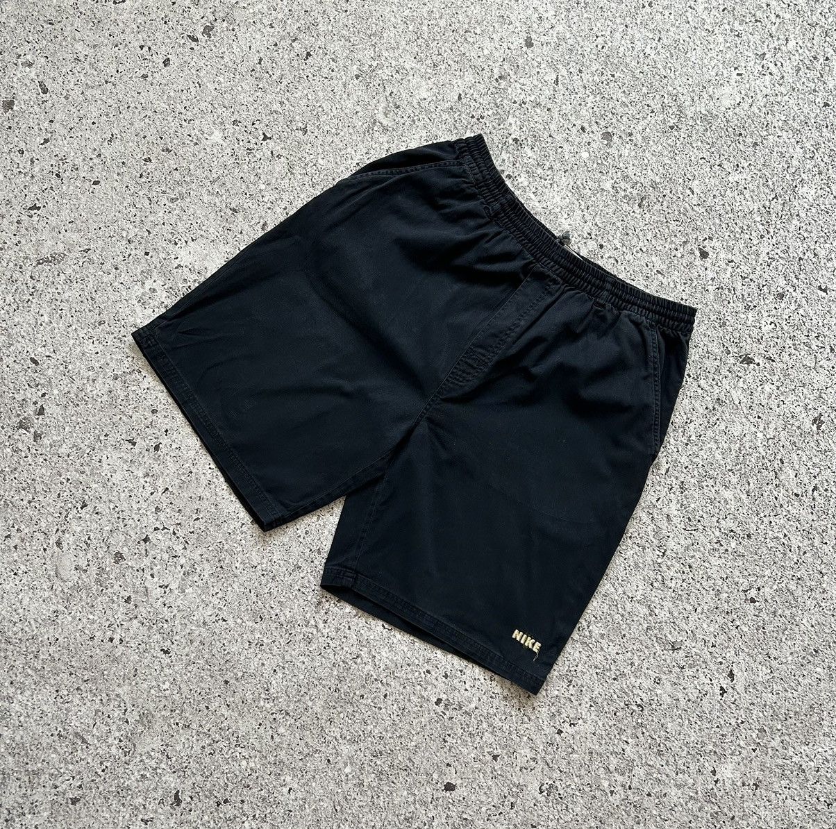 Nike × Vintage Vintage 90’s Nike Logo Shorts rare retro Y2K hype Size US 34 / EU 50 - 1 Thumbnail