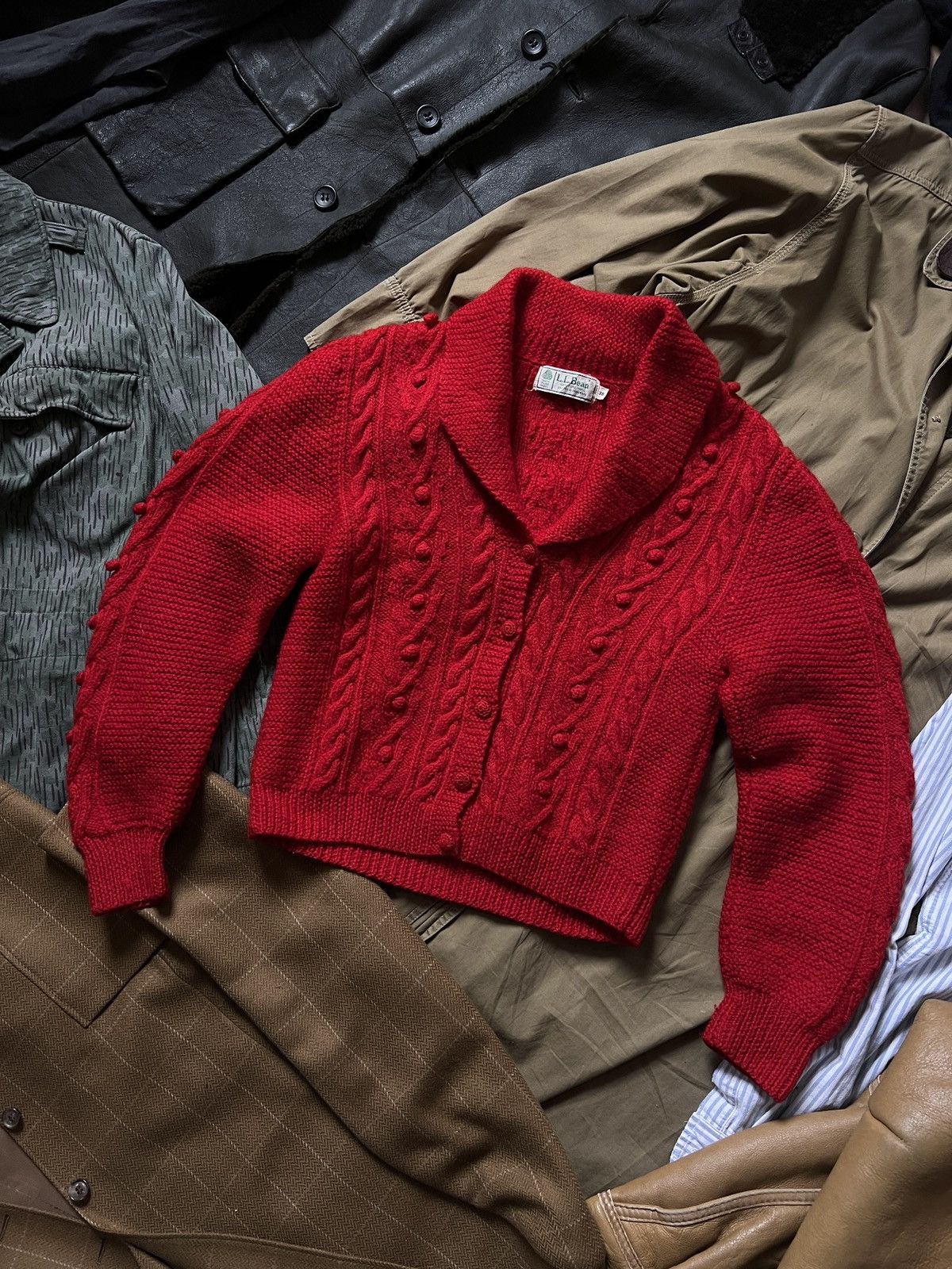 L.L. Bean Vintage Handknitted L.L. Bean Red Wool Cardigan Sweater Size M / US 6-8 / IT 42-44 - 1 Thumbnail