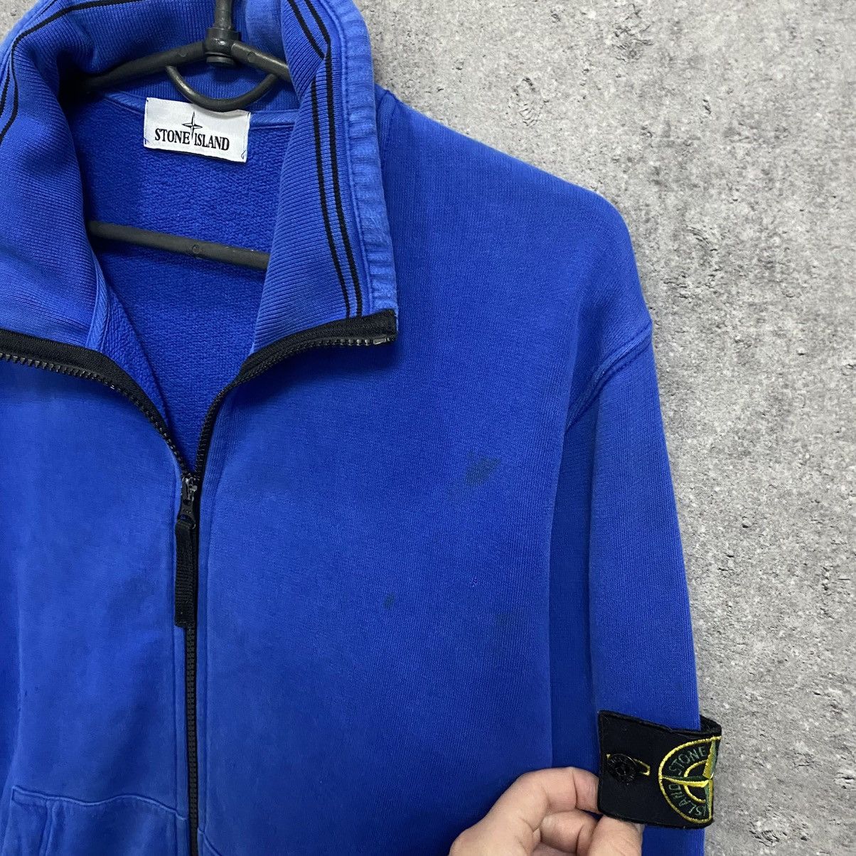 Stone Island 00s Vintage Stone Island Zip Hoodie Full Zip Blue Size US L / EU 52-54 / 3 - 7 Thumbnail