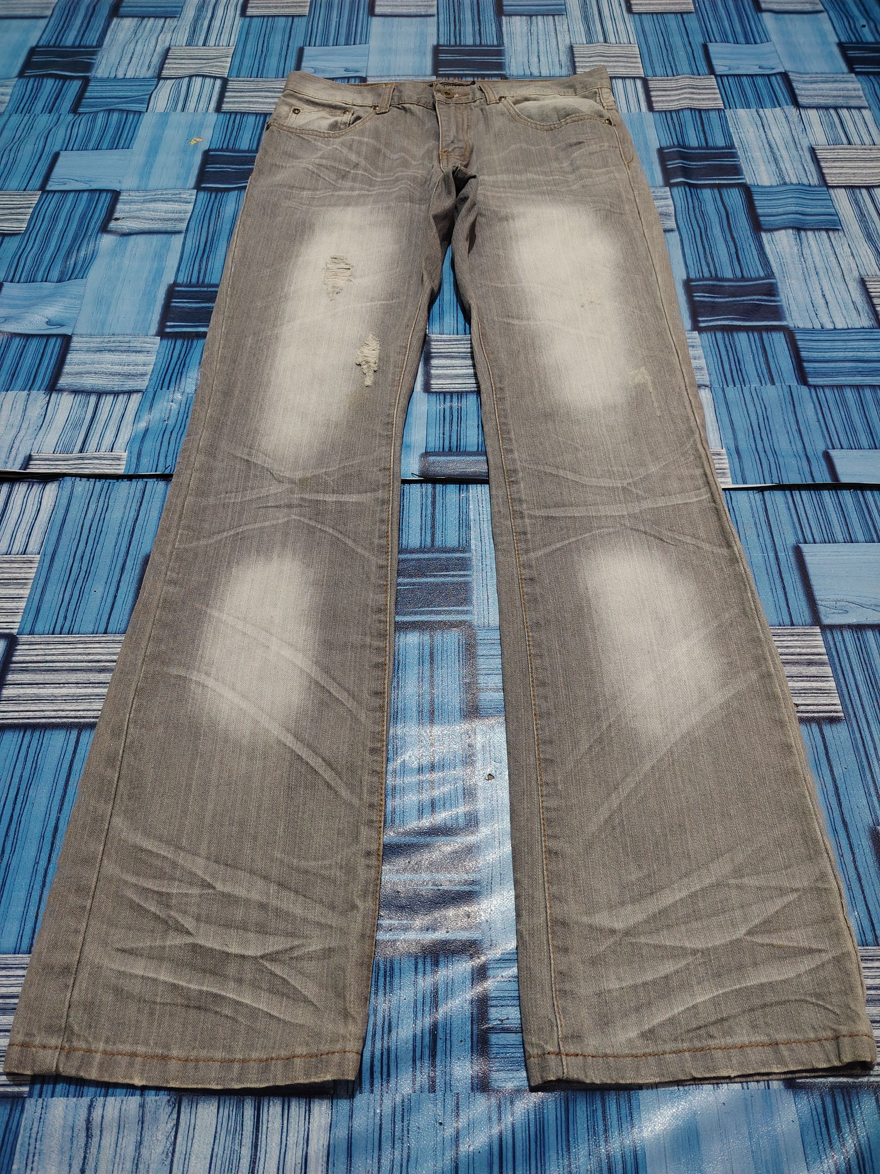 Japanese Brand 💥Insane💥 Japan Indecent Flared Jeans Size US 31 - 7 Thumbnail