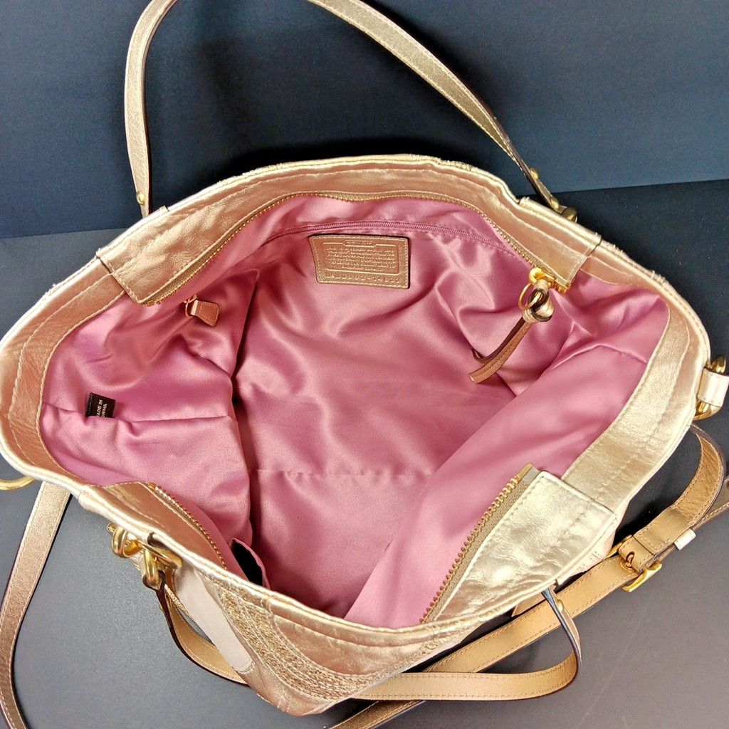 Coach Authenticated Coach M0993-14833 Art Shoulder Bag 2009 Y2K Size ONE SIZE - 4 Thumbnail