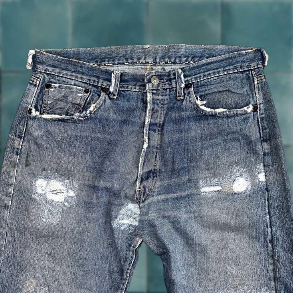 VINTAGE Levi's 501 XX Jeans Big E Redline Selvedge USA 1960s 66 Act 34x28 Blue Denim Jeans Men's Regular 34 Inseam Stonewash Distressed Button Fly