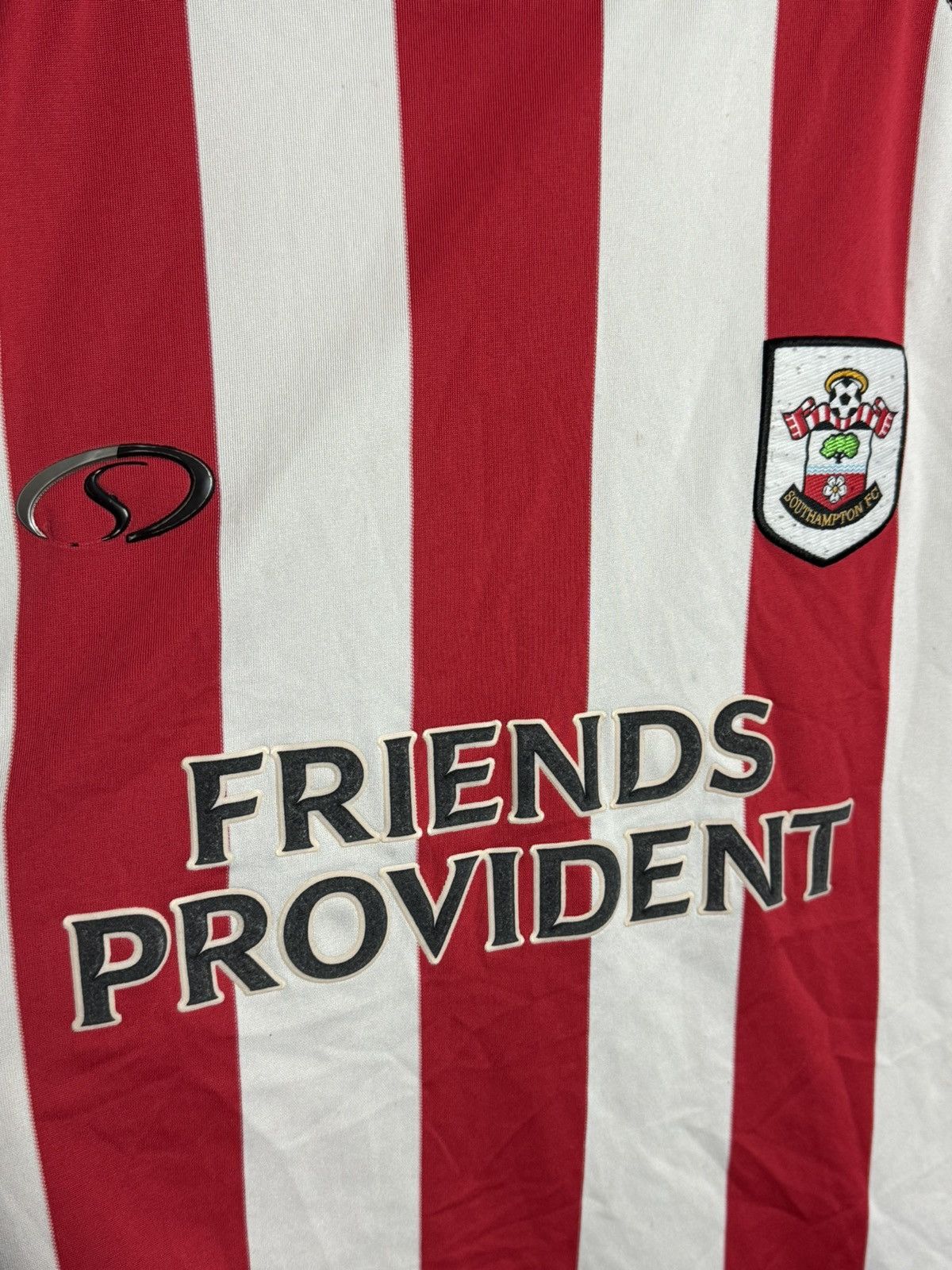 Other Southampton 03/05 Home Football Jersey Size US M / EU 48-50 / 2 - 3 Thumbnail
