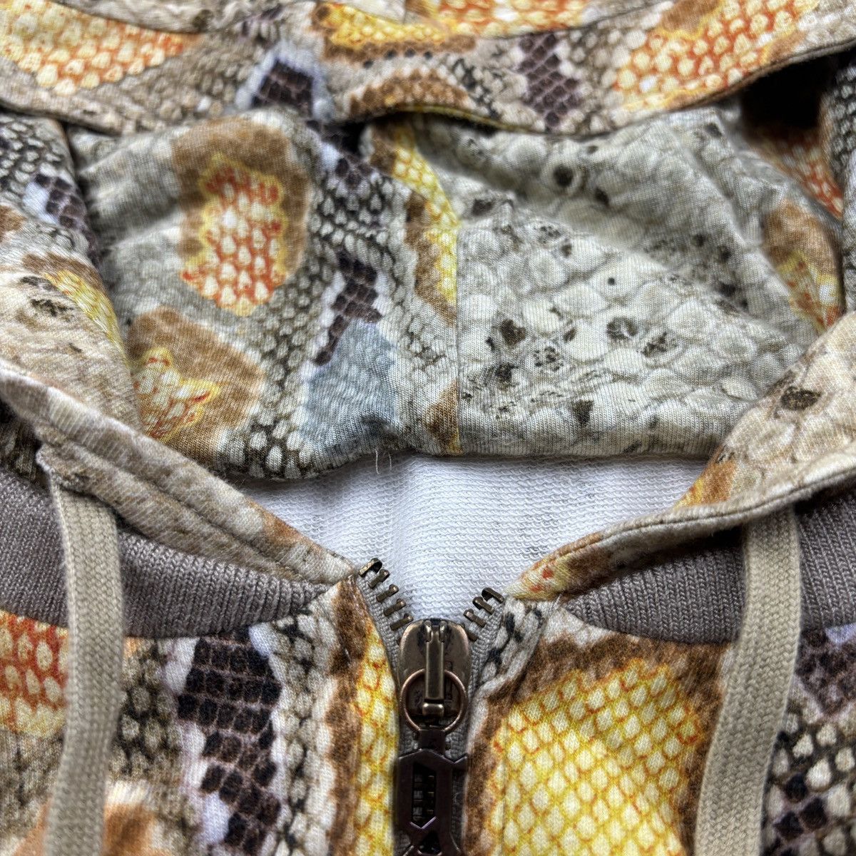 John Galliano John Galliano Snake Print Zip Up Hoodie Size XS / US 0-2 / IT 36-38 - 6 Thumbnail
