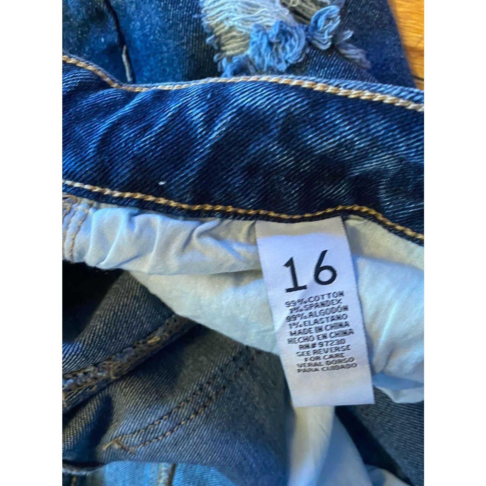Almost Famous Almost Famous Cut Off Denim Distressed Jean Shorts Womens 16 Size 38" / US 16 / IT 52 - 4 Thumbnail
