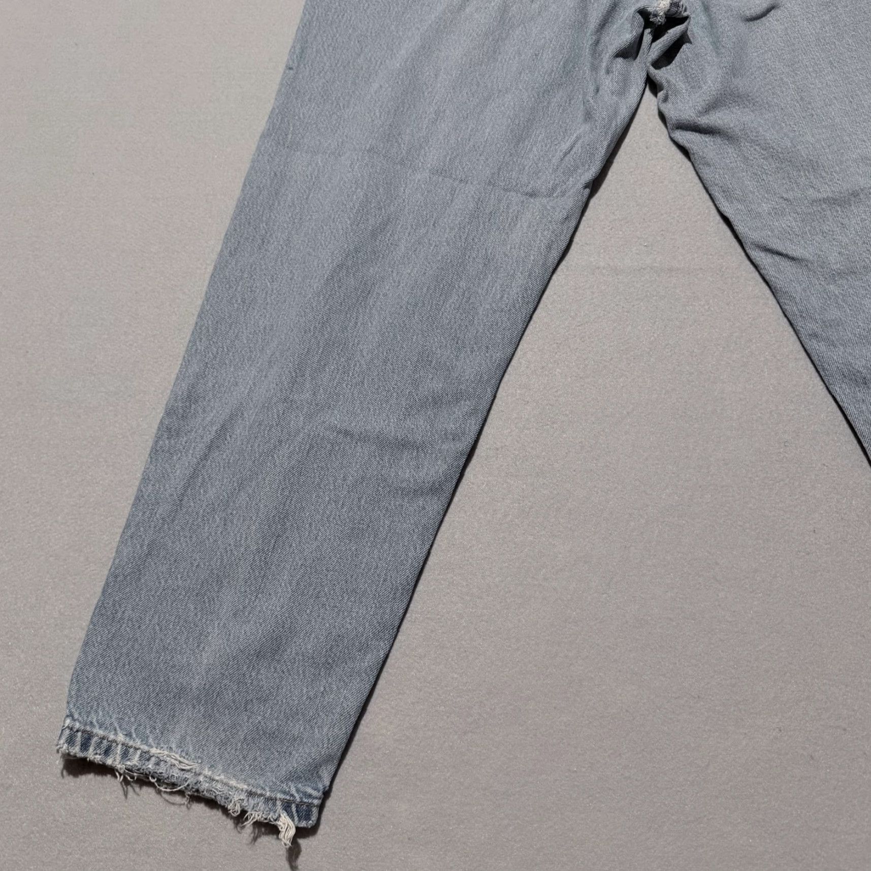 Levi's Levi's 560 Jeans Men Blue Denim Loose Fit Straight Zip Fly 36x30 Regular Inseam 28in Distressed Size US 36 / EU 52 - 7 Thumbnail
