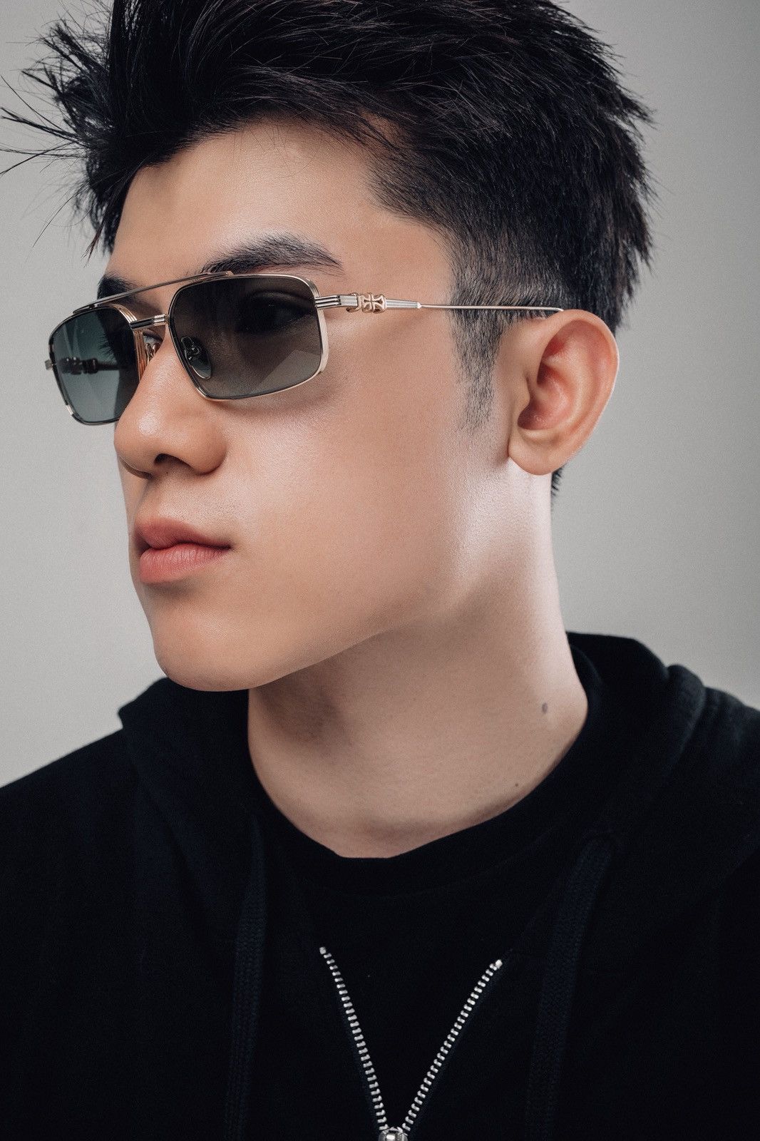 Chrome Hearts CHROME HEARTS LICK'N GOLD PLATED - SHINY SILVER SUNGLASSES Size ONE SIZE - 9 Thumbnail