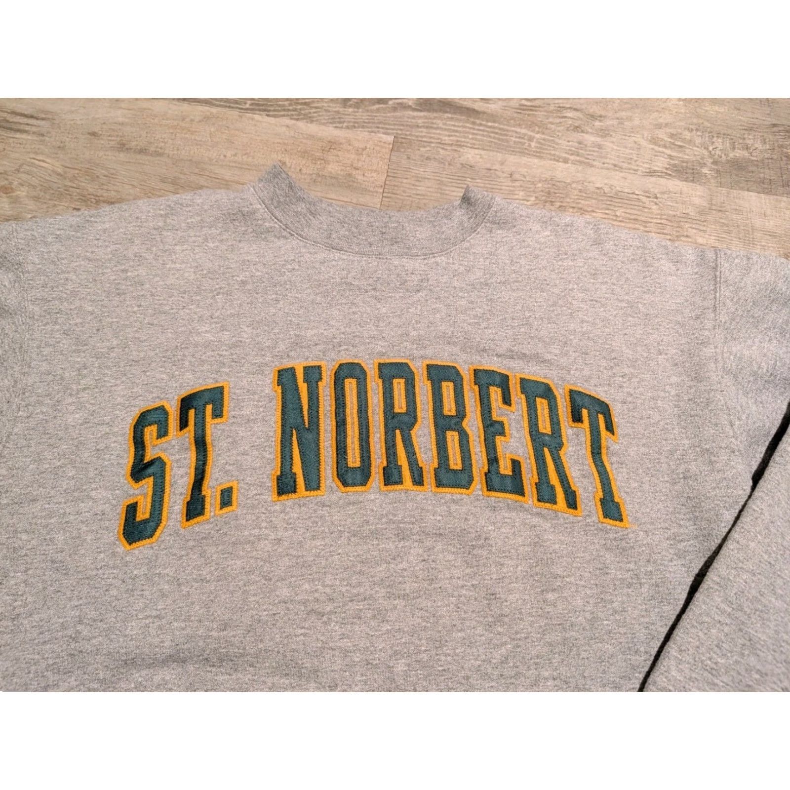 Champion VINTAGE Champion Sweatshirt Crewneck Unisex Adults Gray Large College St. Norbert Size US L / EU 52-54 / 3 - 2 Thumbnail
