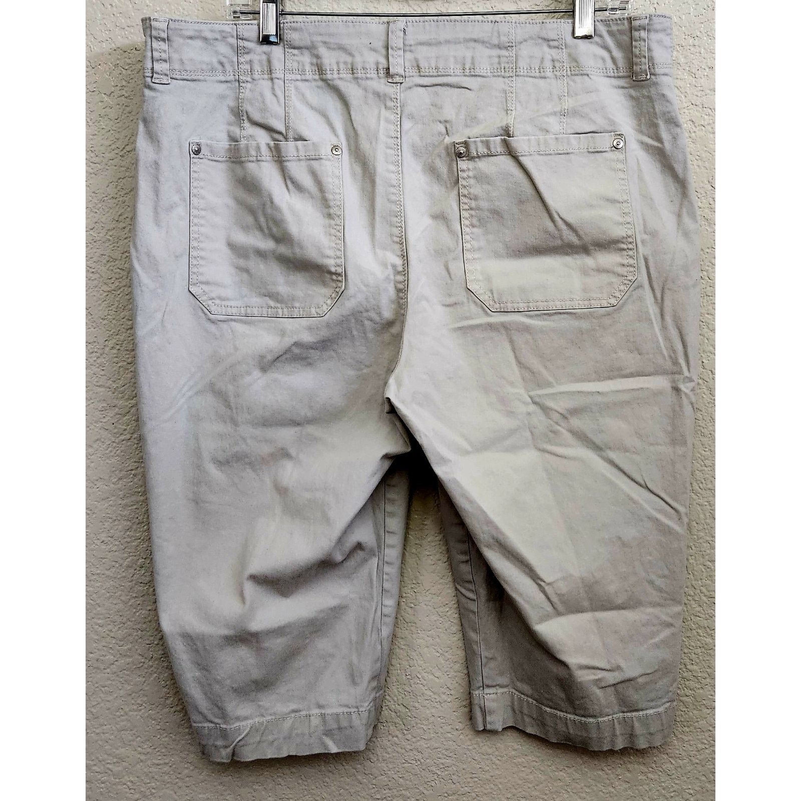 Gloria Vanderbilt Gloria Vanderbilt Tan Beige Cropped Skimmer Pants 16P Size 36" / US 14 / IT 50 - 2 Thumbnail
