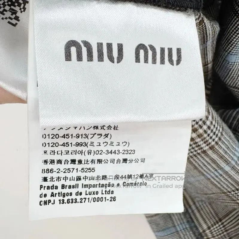 Miu Miu Miu Miu Multi-Color Women's Shorts . Size 23" - 6 Thumbnail
