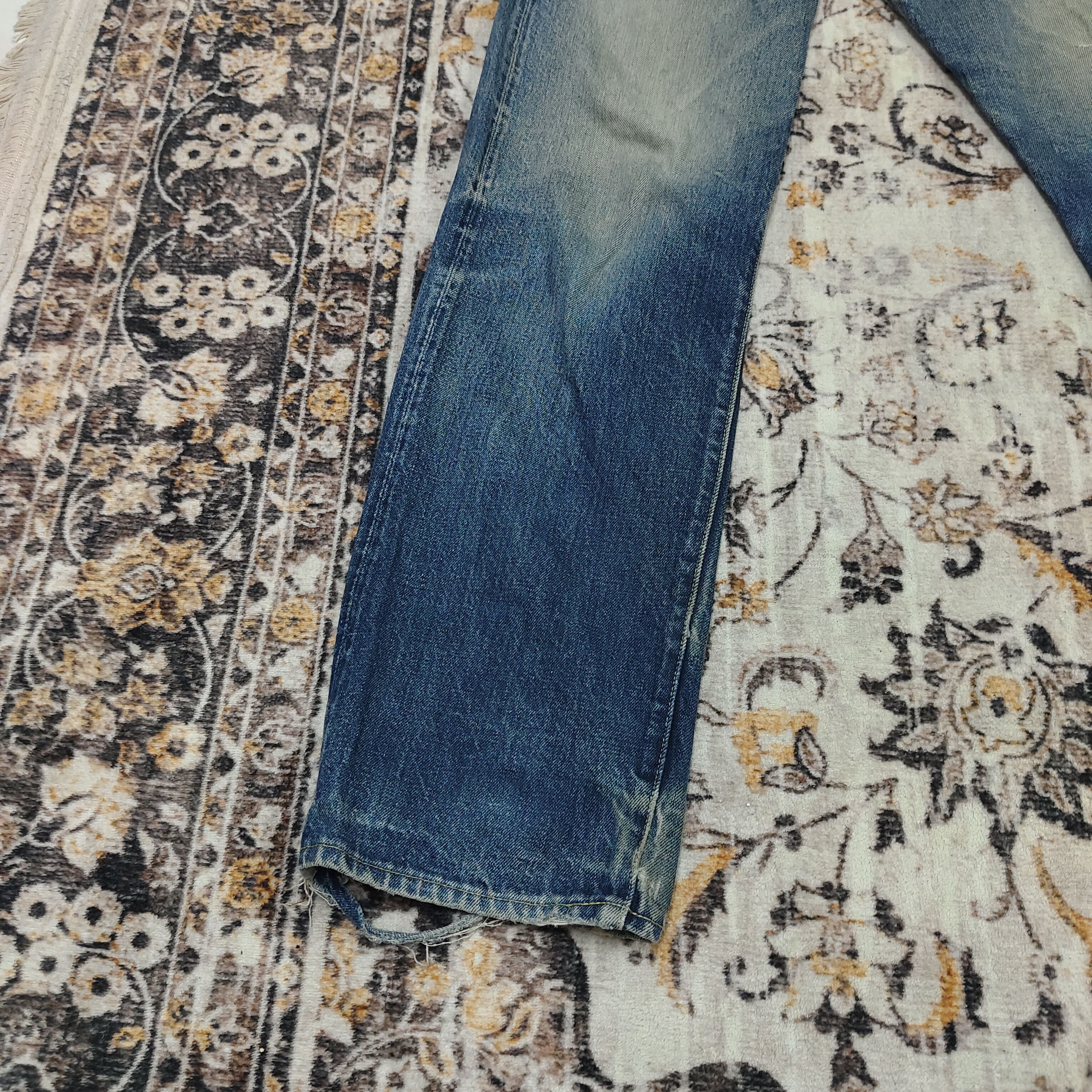 Levi's Vintage 90s Levi's 501xx Big E Distressed Selvedge Jean Size US 32 / EU 48 - 5 Thumbnail