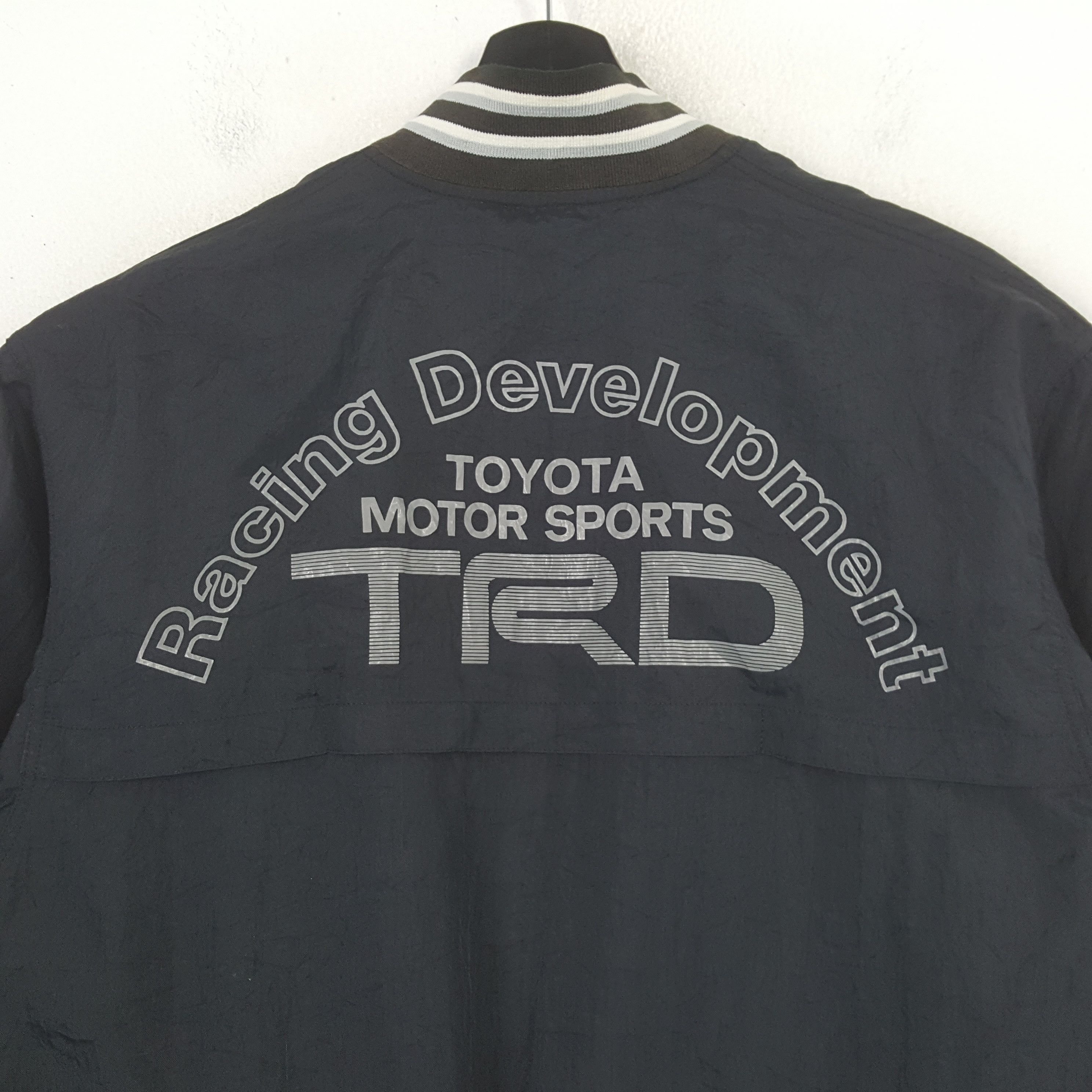 Formula 1 Vintage Toyota Racing Development Racing Jacket C300N6 Size US L / EU 52-54 / 3 - 2 Thumbnail