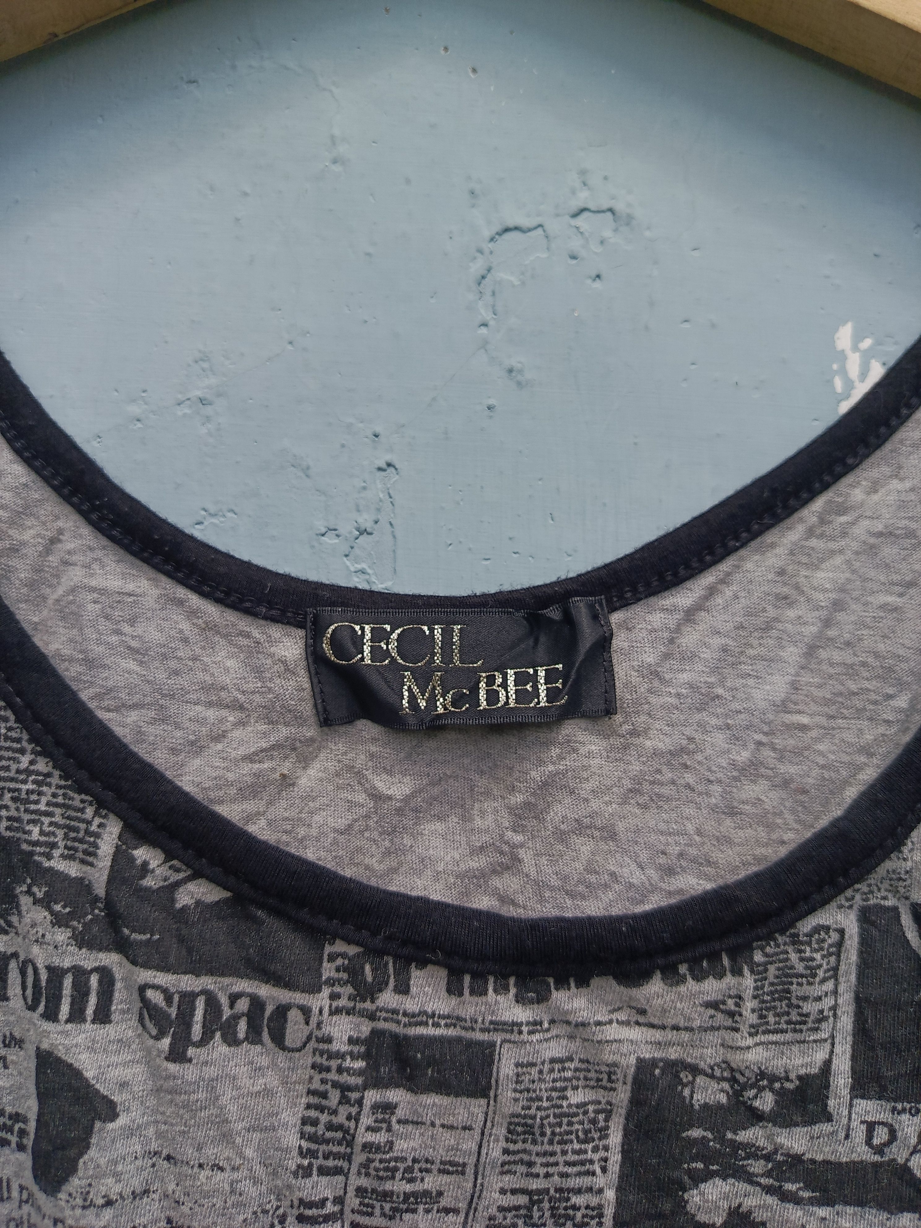 Japanese Brand CECIL McBEE newspaper pattern tanktop Size S / US 4 / IT 40 - 6 Thumbnail
