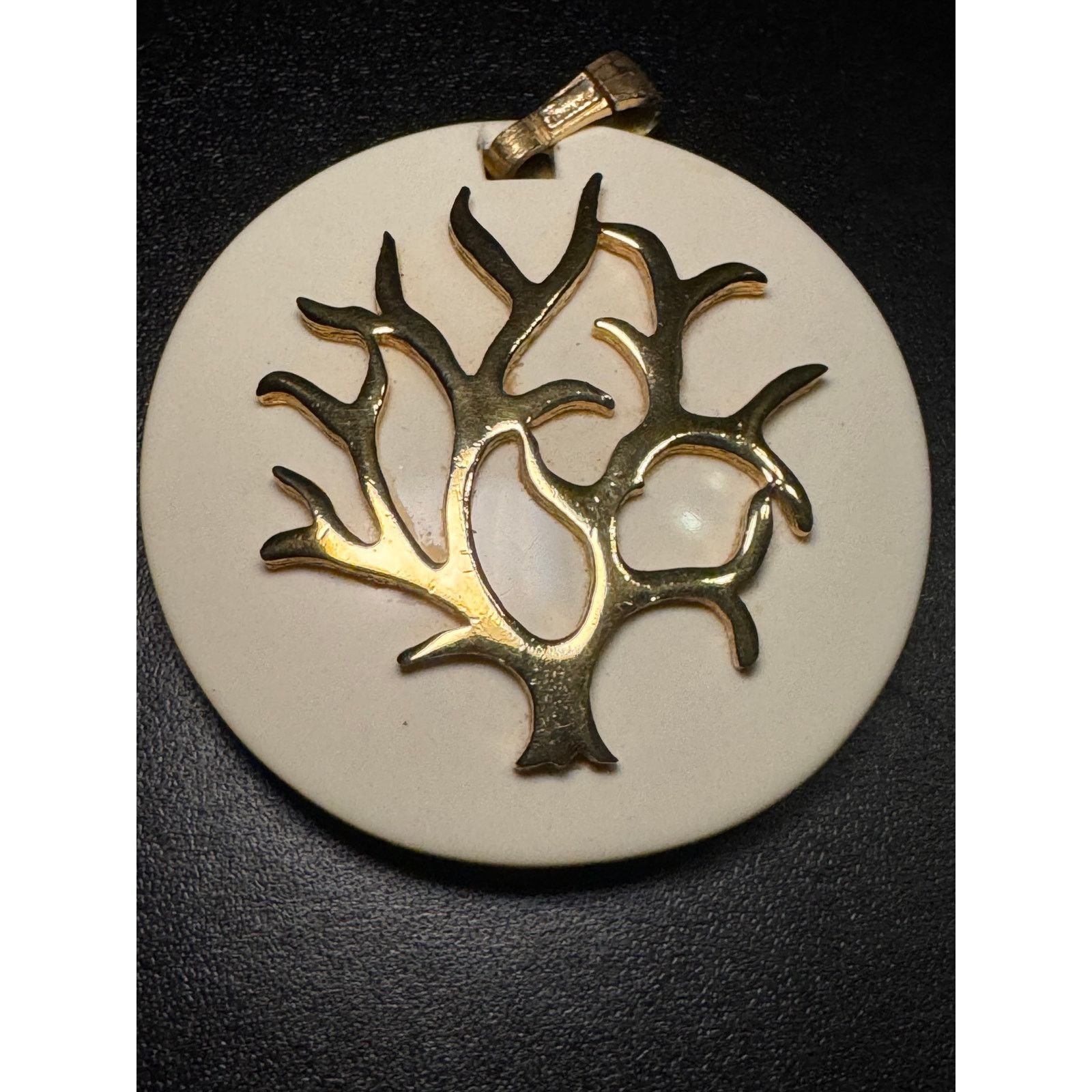Other Crown Trifari Vintage White Lucite Gold Tone Tree Pendant Size ONE SIZE - 1 Thumbnail