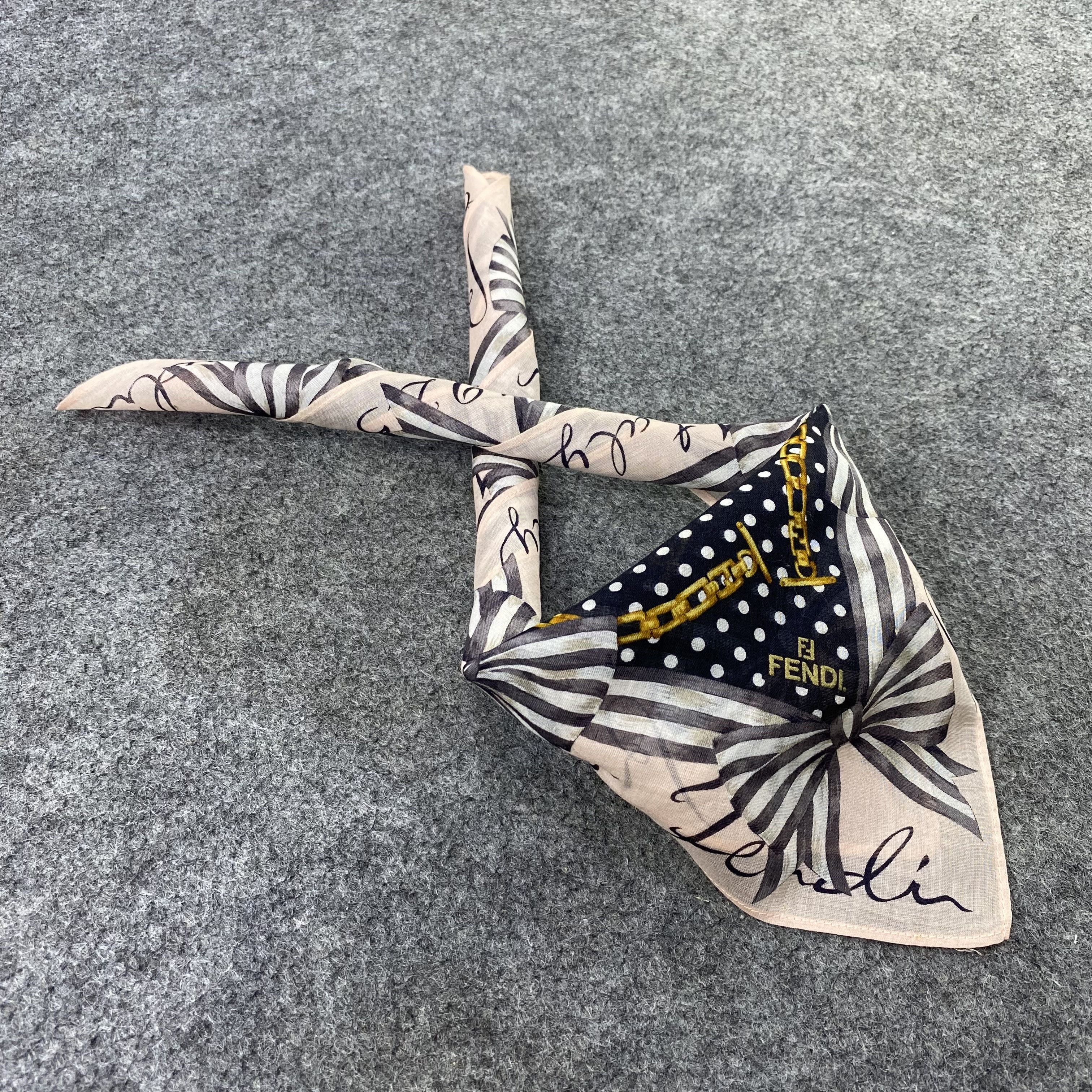 Fendi Fendi Handkerchief Neckerchief Bandana-B1650 Size ONE SIZE - 1 Thumbnail