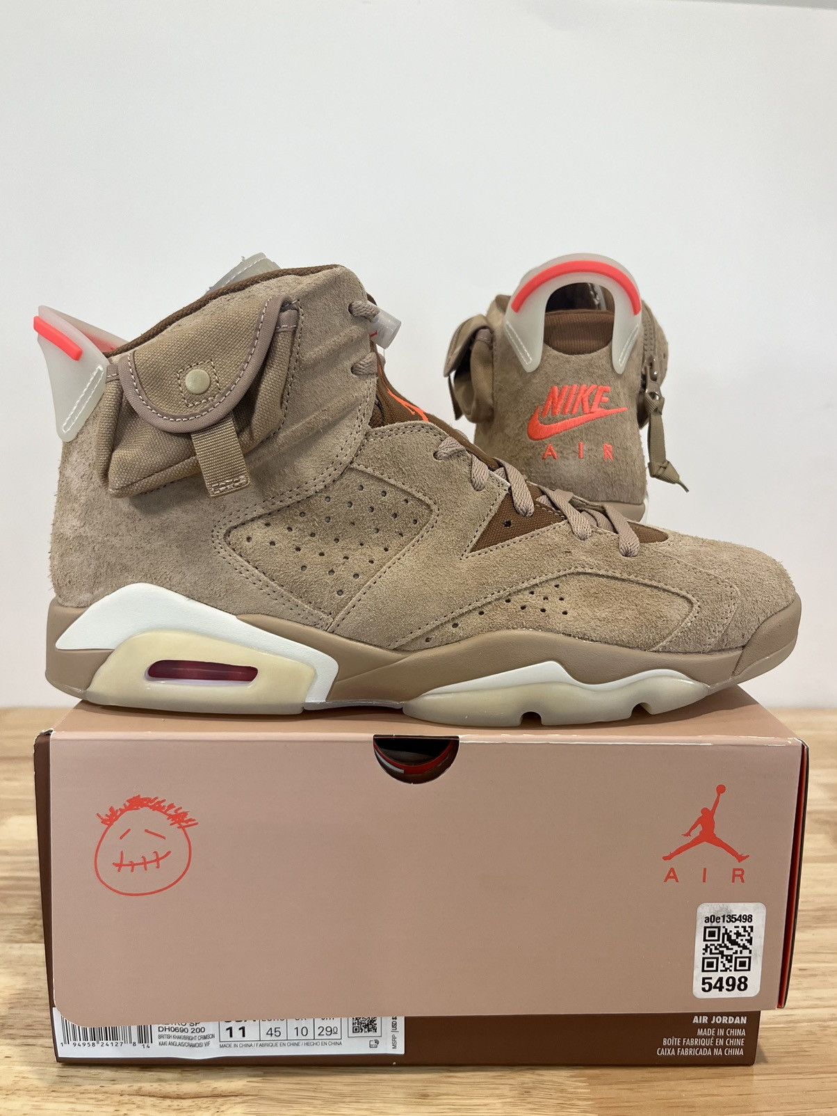 Air Jordan x Travis Scott Retro British Khaki DH0690-200
