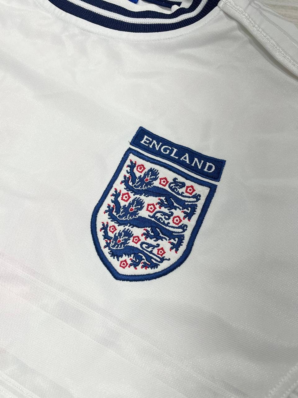 Umbro Umbro England 1999 2001 Southgate #12 Home Shirt Jersey Size US L / EU 52-54 / 3 - 10 Thumbnail