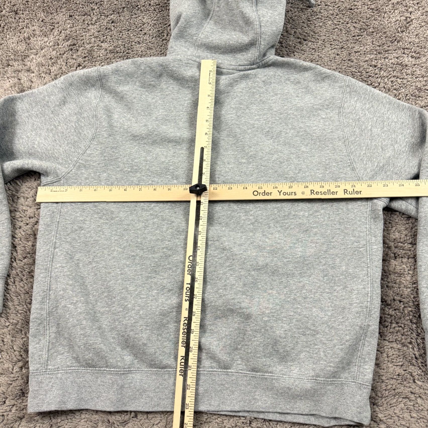 Nike Nike Hoodie Mens M Gray Pullover Sweatshirt with Pockets Hooded Drawstring, Fleece, Nike Sportswear, Regular Fit, 90s Sports Theme Size US M / EU 48-50 / 2 - 6 Thumbnail