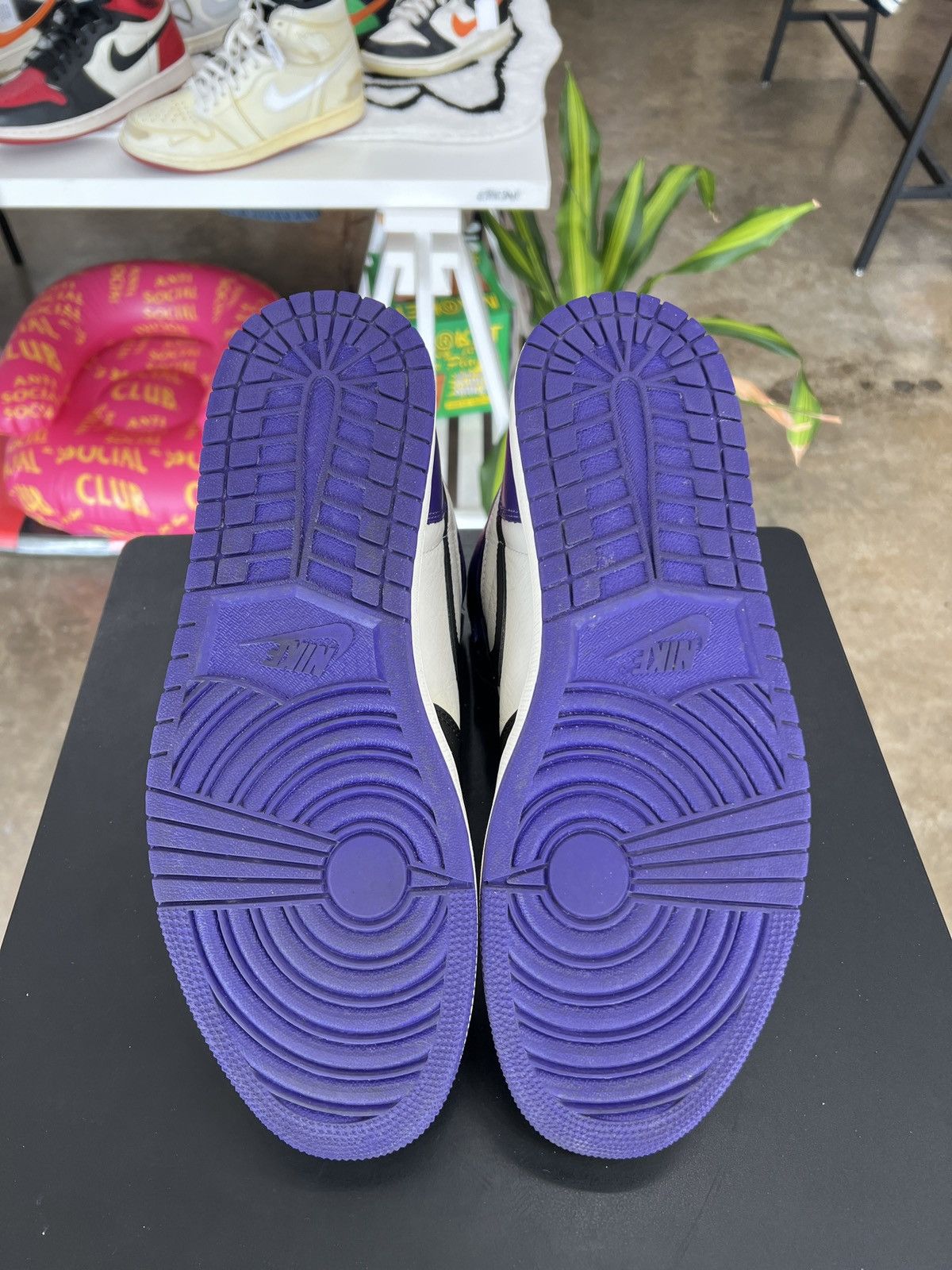Jordan Brand × Nike Air Jordan 1 Court Purple Sz. 13 (2018) Size US 13 / EU 46 - 8 Thumbnail