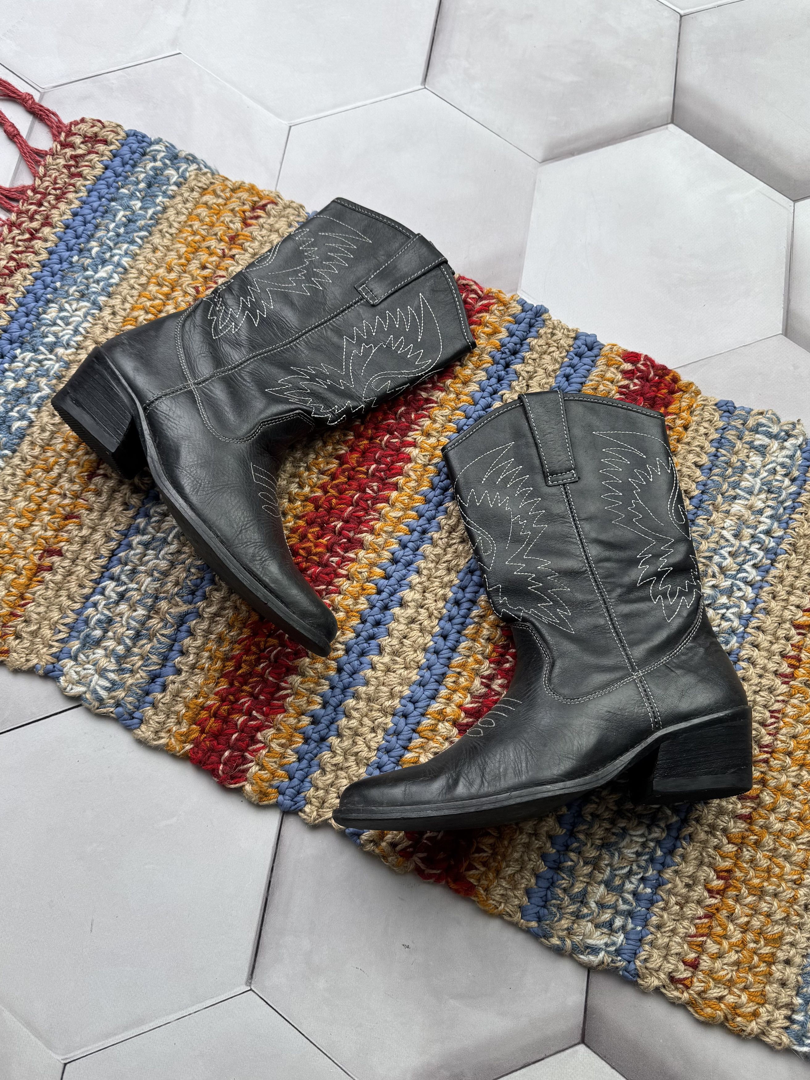 Japanese Brand Vintage Cowboy Boots Size US 7 / IT 37 - 1 Thumbnail