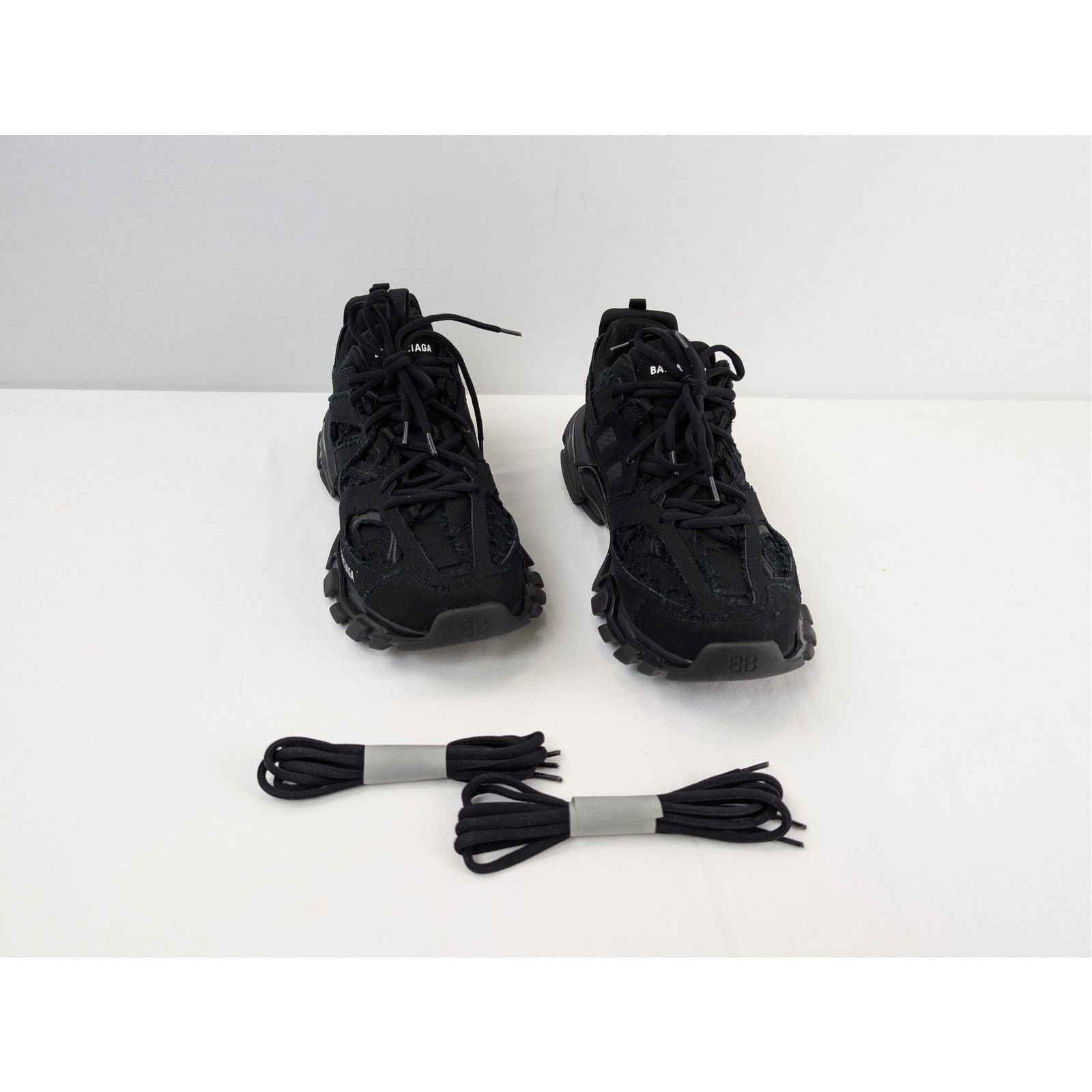 Balenciaga o1rshd1 Destroyed Canvas Track Sneakers in Black Size US 12 / EU 45 - 7 Thumbnail
