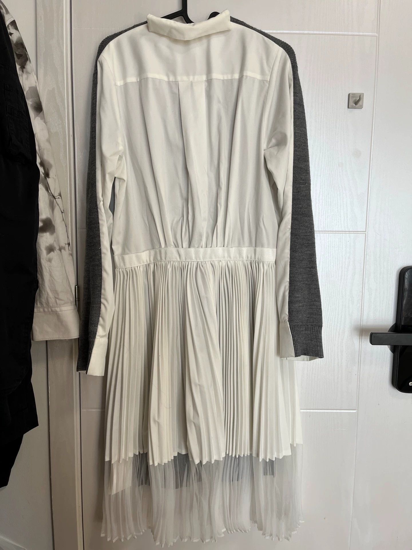 Sacai Sacai Classic Pleated Knit Waist-Tie Dress 2 new with tags Size XS / US 0-2 / IT 36-38 - 2 Thumbnail