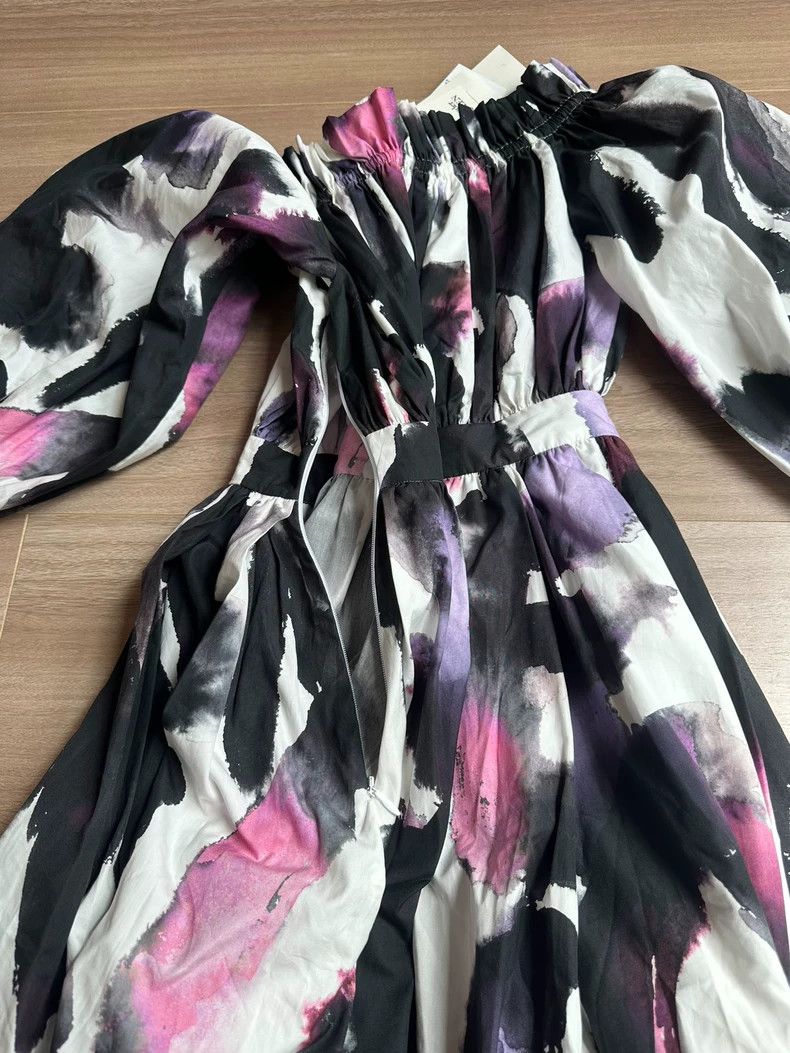 Alexander McQueen Alexander McQUEEN Off shoulder long sleeved printed dress 2 Size XS / US 0-2 / IT 36-38 - 2 Thumbnail