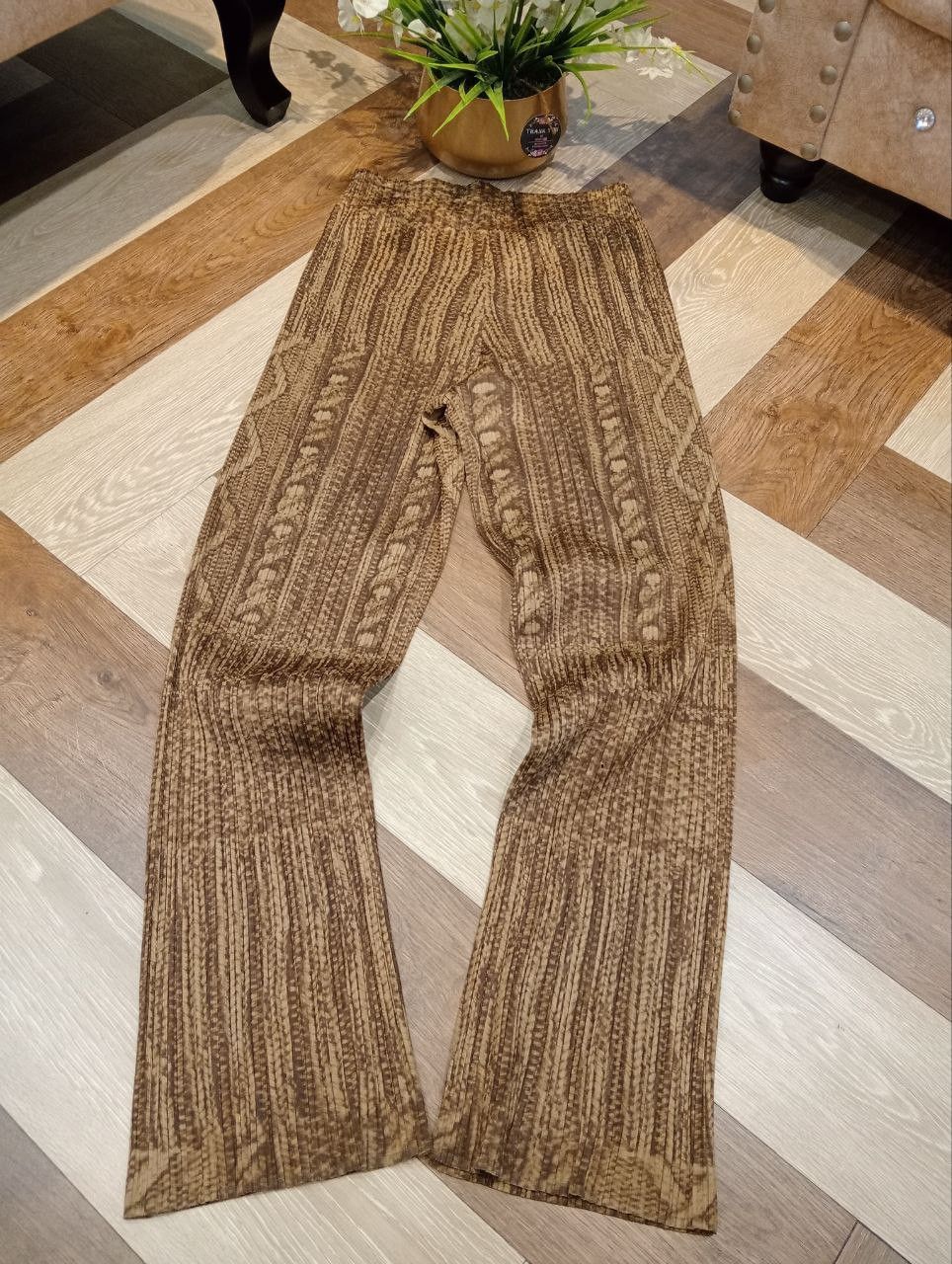 Pleats Please Issey Miyake PLEATS PLEASE ISSEY MIYAKE TRANSFER PRINT PLEATED PANTS Size US 27 - 7 Thumbnail